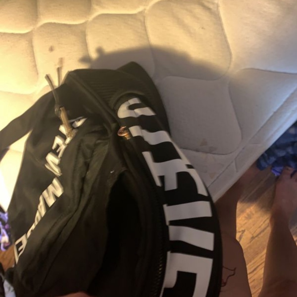 Back Pack - Picture 3 of 5